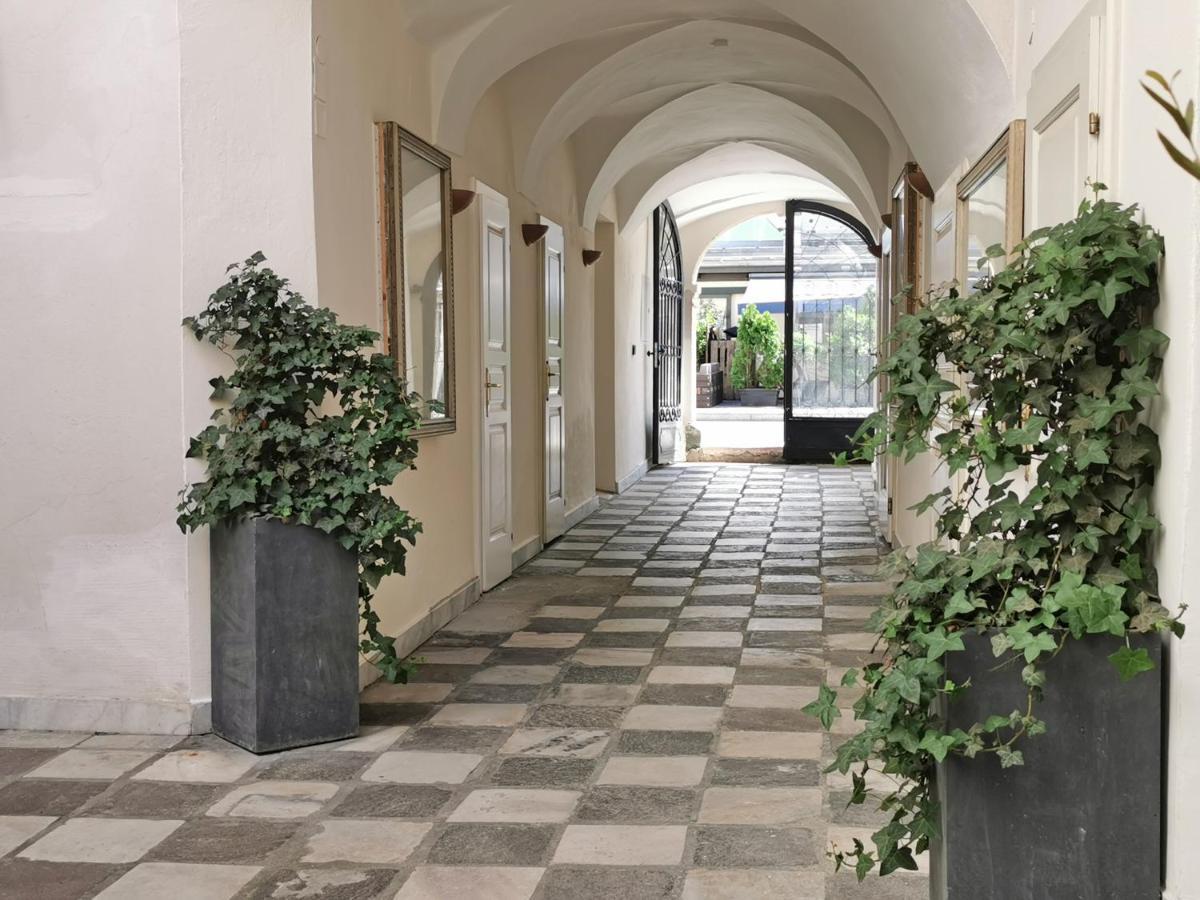 Stylische Cityapartments Benedikt Klagenfurt am Wörthersee Extérieur photo