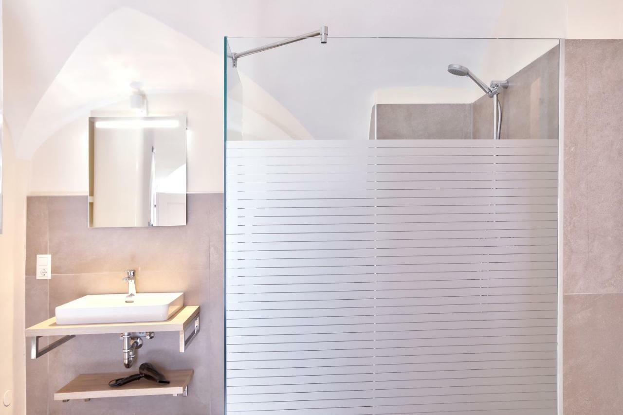 Stylische Cityapartments Benedikt Klagenfurt am Wörthersee Extérieur photo